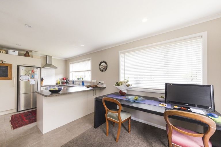 Photo of property in 24a Rata Street, Roslyn, Palmerston North, 4414