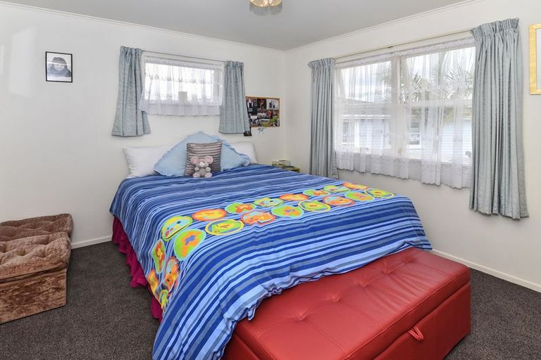 Photo of property in 5 Claymore Street, Manurewa, Auckland, 2102