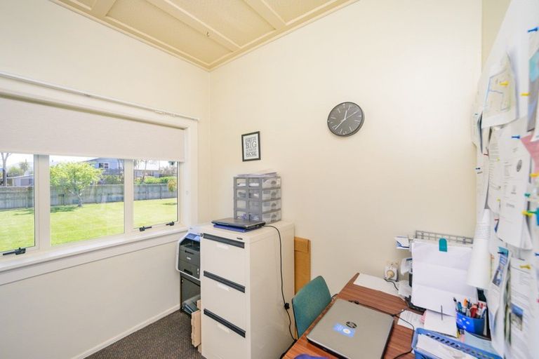 Photo of property in 24 Dundas Road, Sanson, 4817