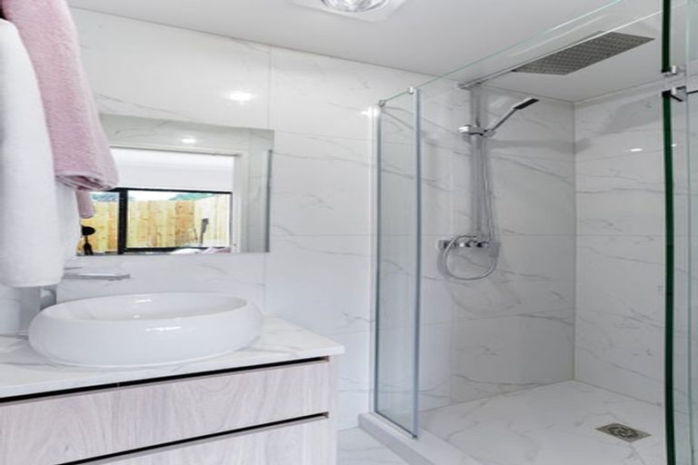 Photo of property in 61a Hillcrest Road, Papatoetoe, Auckland, 2025