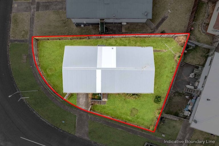 Photo of property in 10 Tainui Street, Castlecliff, Whanganui, 4501