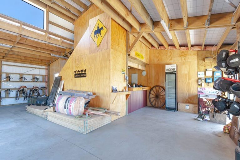 Photo of property in 102 Wharariki Road, Puponga, Collingwood, 7073