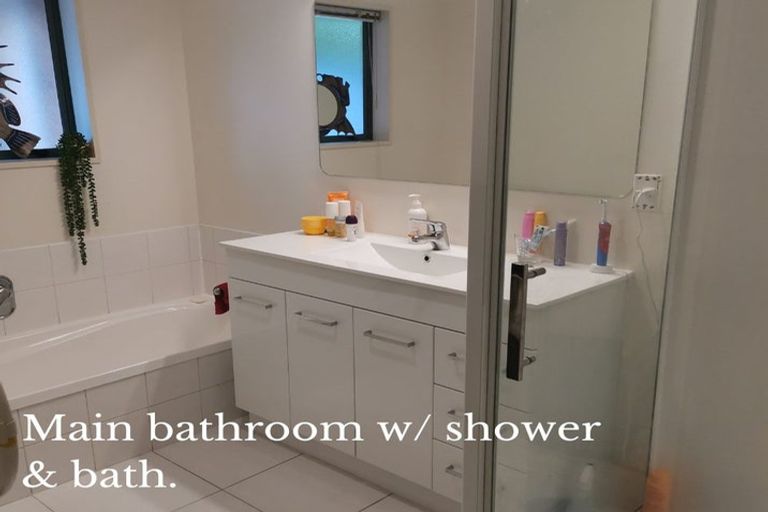 Photo of property in 6 Warner Place, Heathcote Valley, Christchurch, 8022