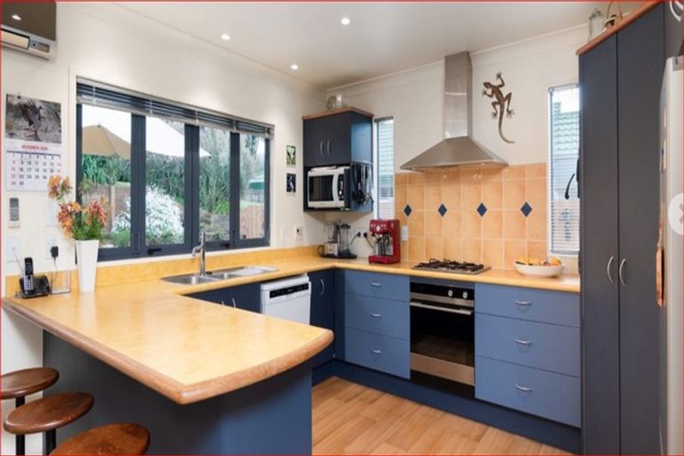 Photo of property in 37 Ranfurly Terrace, Pyes Pa, Tauranga, 3112