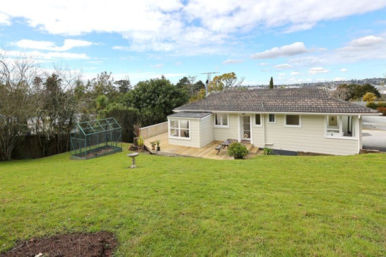 Photo of property in 39 Fitzwater Place, Henderson, Auckland, 0612