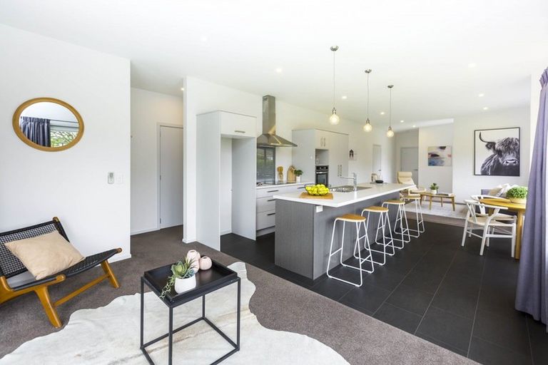 Photo of property in 16 Lane Street, Wallaceville, Upper Hutt, 5018