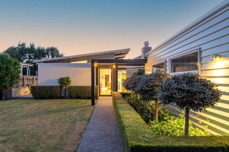 Photo of property in 56b Mcmaster Street, Greytown, 5712