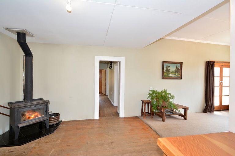 Photo of property in 56 Goodwood Road, Goodwood, Palmerston, 9481