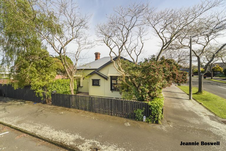 Photo of property in 555 Church Street, Terrace End, Palmerston North, 4410