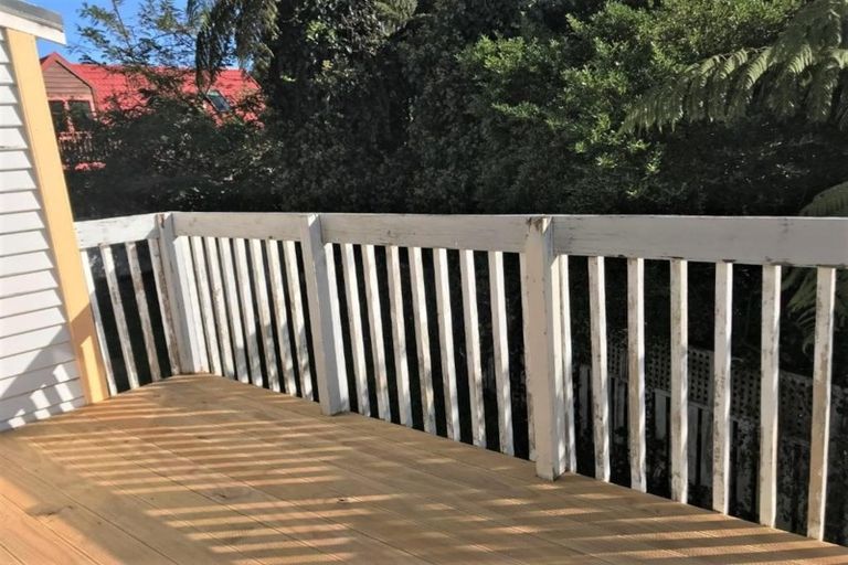 Photo of property in 40 Govett Avenue, Frankleigh Park, New Plymouth, 4310