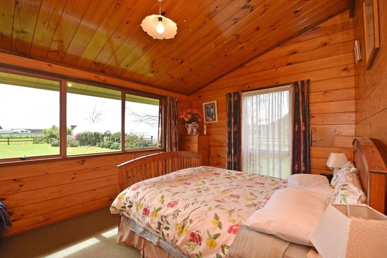 Photo of property in 176 Blakie Road, Ryal Bush, Invercargill, 9876