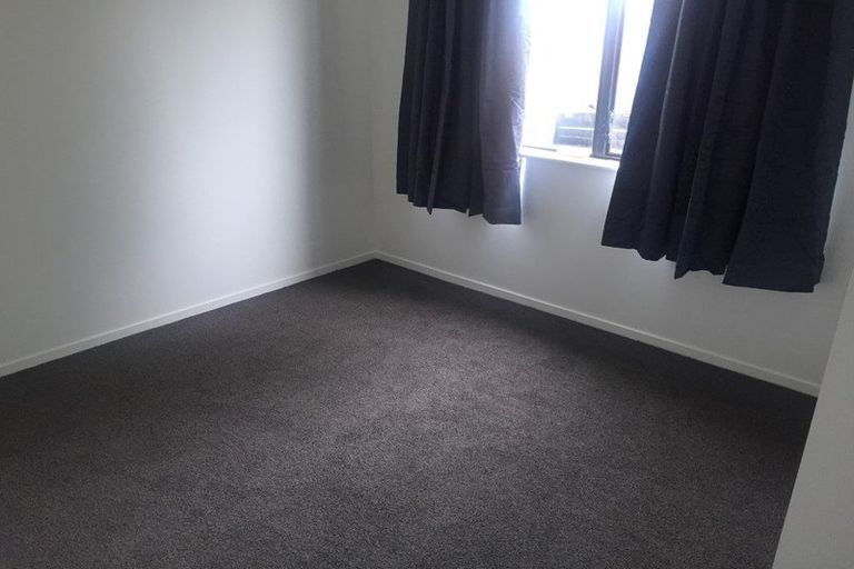 Photo of property in 2/139 Clevedon Road, Papakura, 2110