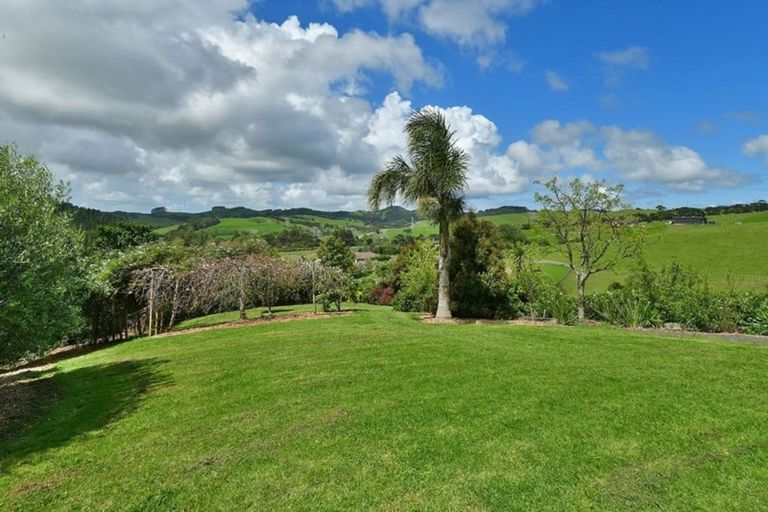 Photo of property in 306c Inland Road, Helensville, 0875