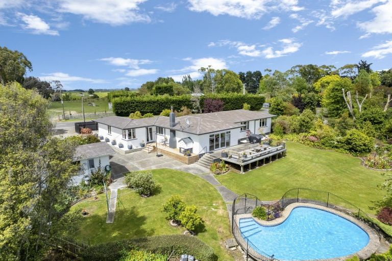 Photo of property in 118 Mangaone Road, Halcombe, Feilding, 4779