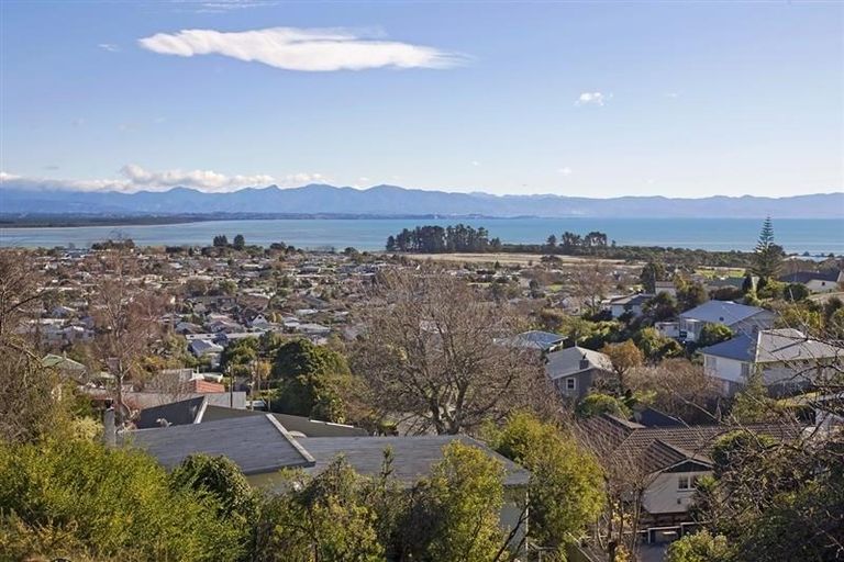 Photo of property in 19 Rangiora Terrace, Tahunanui, Nelson, 7011