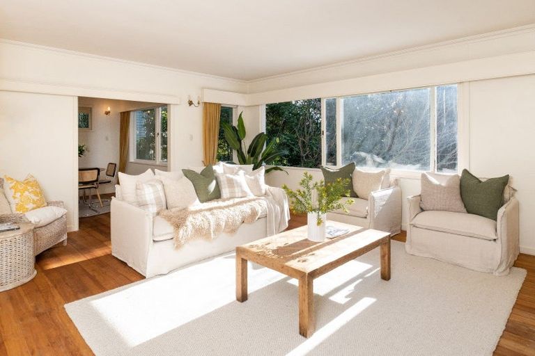 Photo of property in 3 Cobden Crescent, Bluff Hill, Napier, 4110