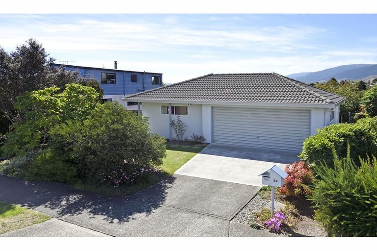 Photo of property in 32 Washbourn Drive, Richmond, 7020