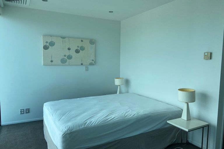 Photo of property in Sentinel Apartments, 2202/3 Northcroft Street, Takapuna, Auckland, 0622