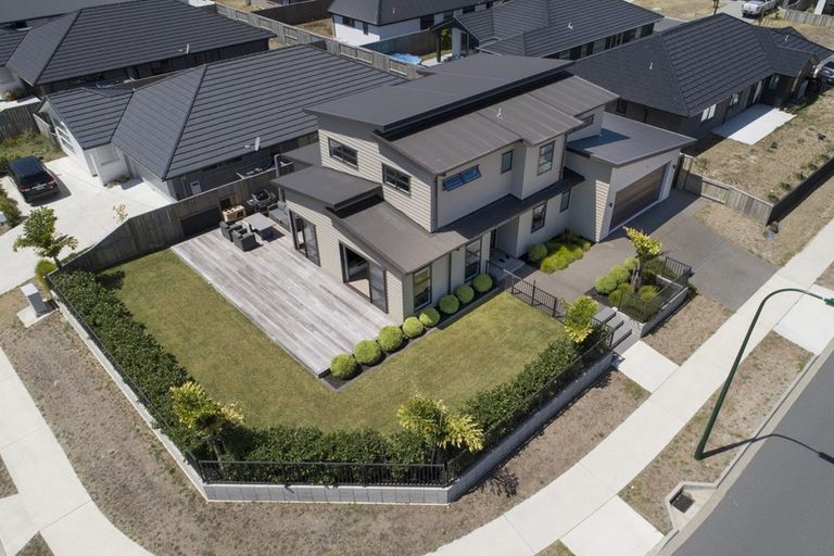 Photo of property in 1 Bill Miller Drive, Papamoa, 3118