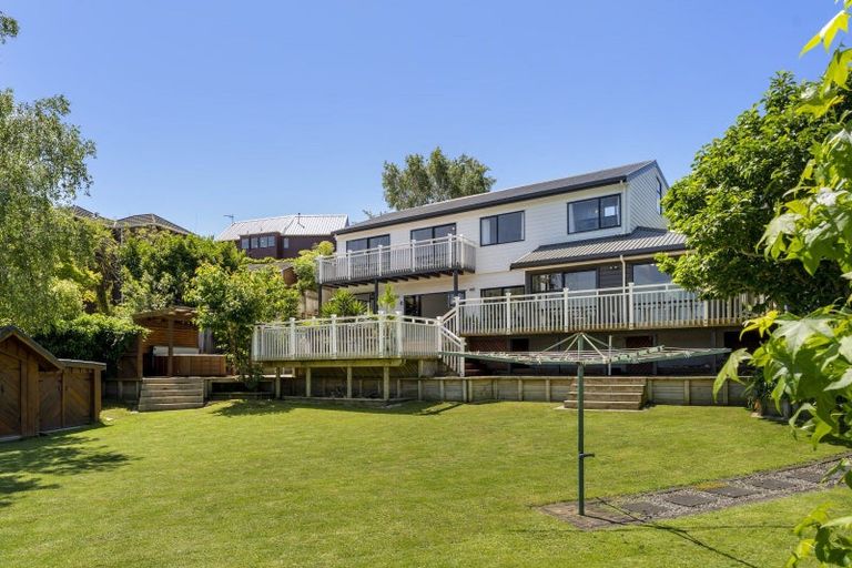Photo of property in 15 Observatory Close, Whitby, Porirua, 5024