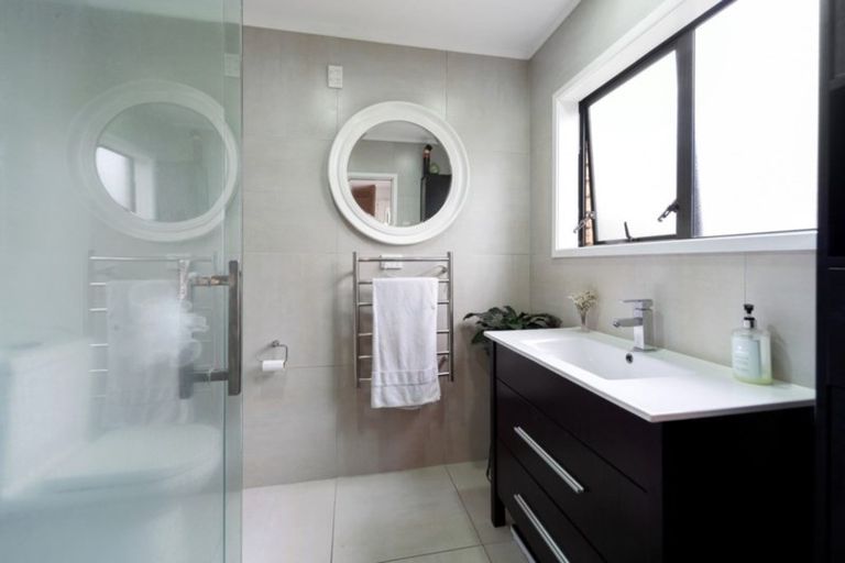 Photo of property in 12 Maeroa Road, Beerescourt, Hamilton, 3200