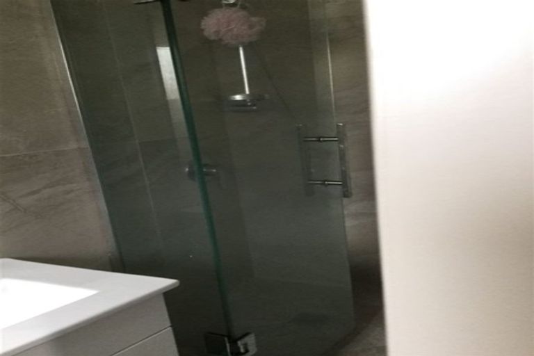 Photo of property in 23a Kelman Road, Kelston, Auckland, 0602