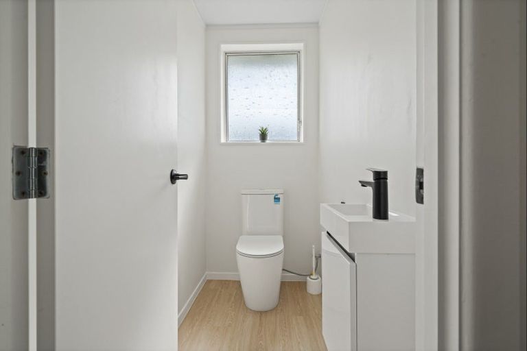 Photo of property in 22 Tavistock Street, Westown, New Plymouth, 4310