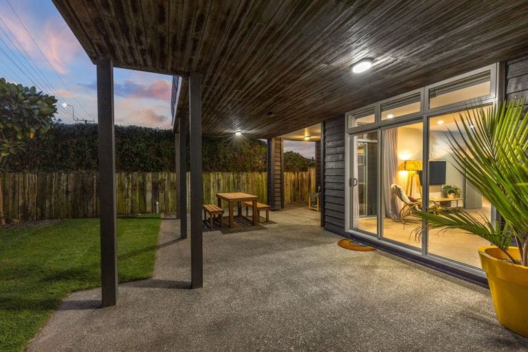 Photo of property in 20b Wharemauku Road, Raumati Beach, Paraparaumu, 5032