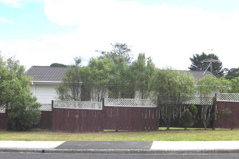 Photo of property in 2 Sapphire Place, Bayview, Auckland, 0629