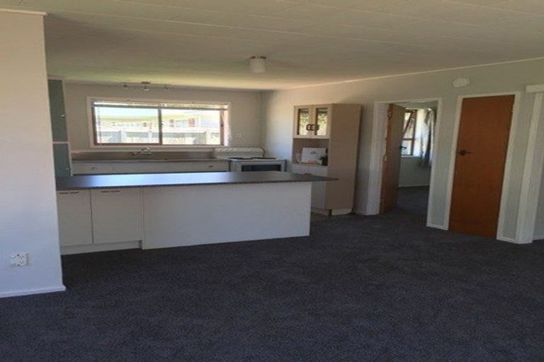 Photo of property in 8a Wyndham Road, Hannahs Bay, Rotorua, 3010