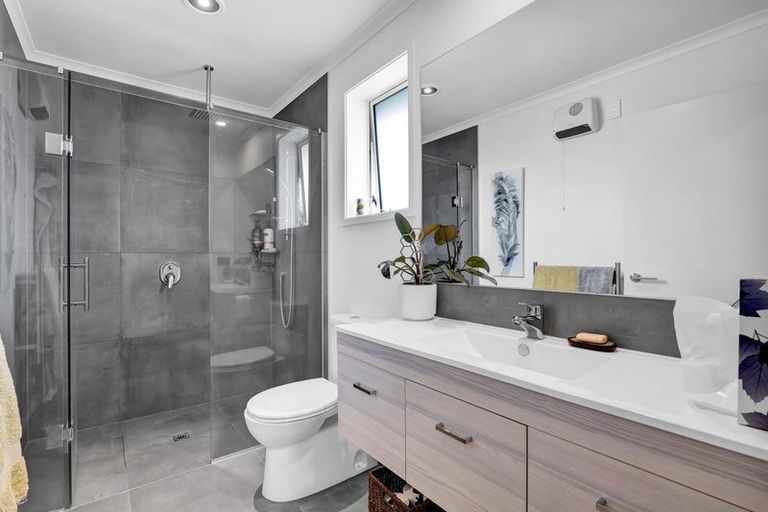 Photo of property in 26 Jules Crescent, Bell Block, New Plymouth, 4312