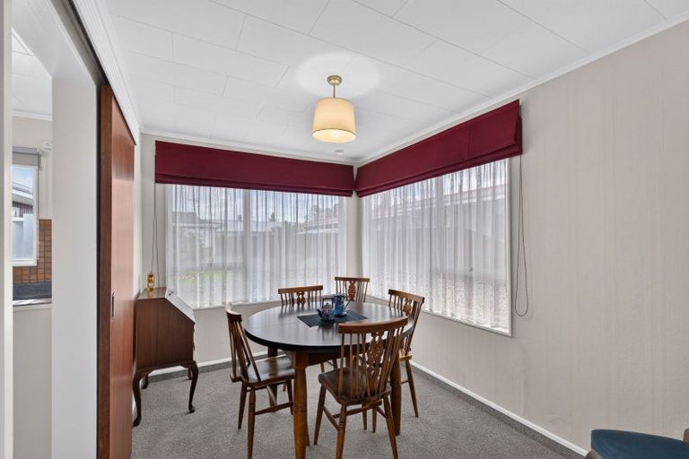 Photo of property in 1/22 Avondale Road, Taradale, Napier, 4112