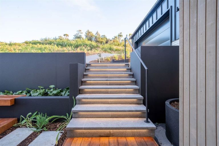 Photo of property in 9 Loader Lane, Clifton, Christchurch, 8081