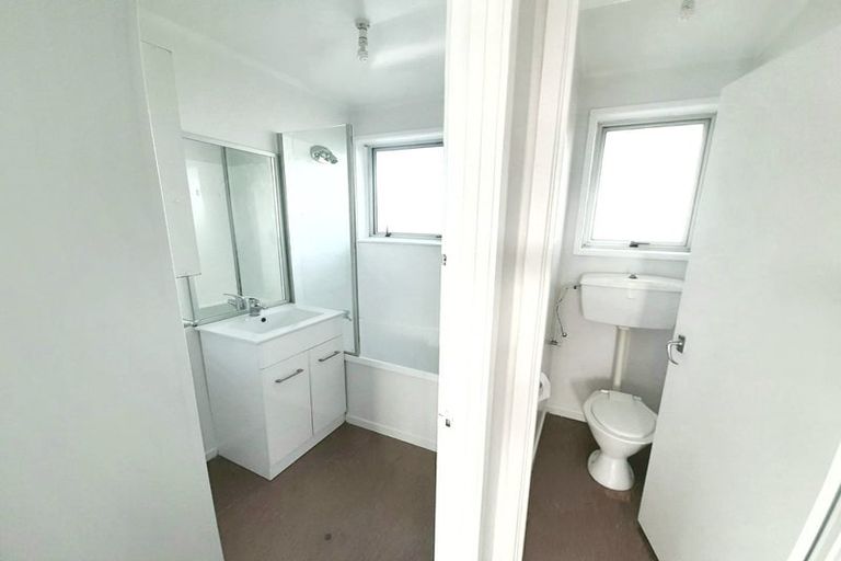 Photo of property in 8/90 Kenderdine Road, Papatoetoe, Auckland, 2025