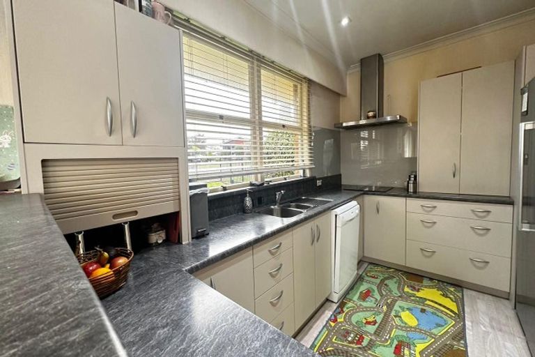 Photo of property in 6 Constance Street, Queenwood, Hamilton, 3210