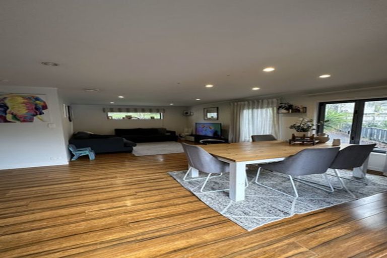Photo of property in 1/14 Halder Place, Torbay, Auckland, 0632