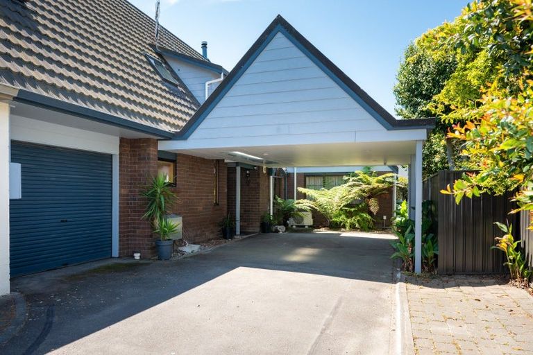 Photo of property in 1228 Howard Street, Parkvale, Hastings, 4122