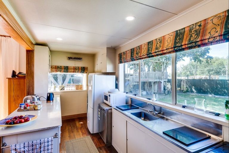 Photo of property in 1400 Railway Road South, Longlands, Hastings, 4178