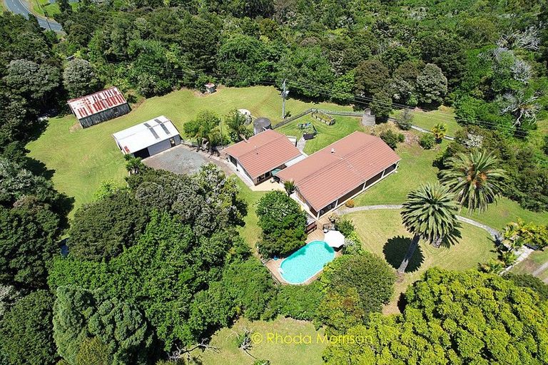 Photo of property in 1509 Tinopai Road, Tinopai, Matakohe, 0593