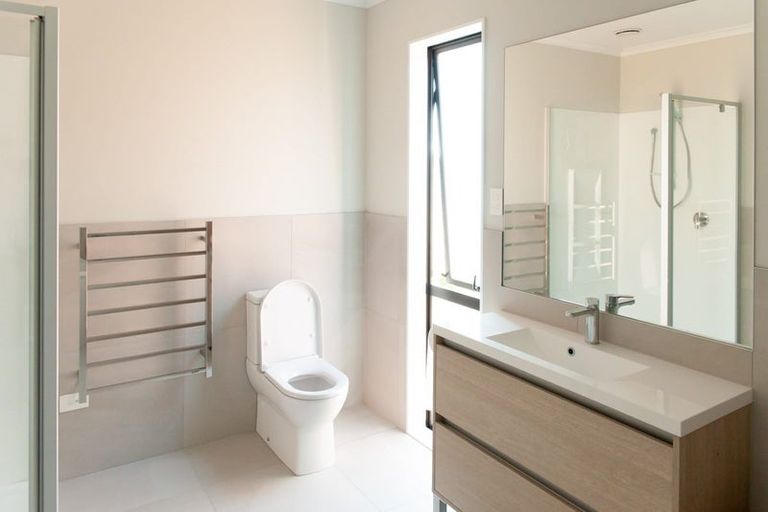 Photo of property in 20 Te Rito Road, Hobsonville, Auckland, 0616