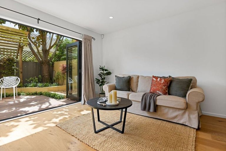 Photo of property in 1/20 Ayr Street, Riccarton, Christchurch, 8011