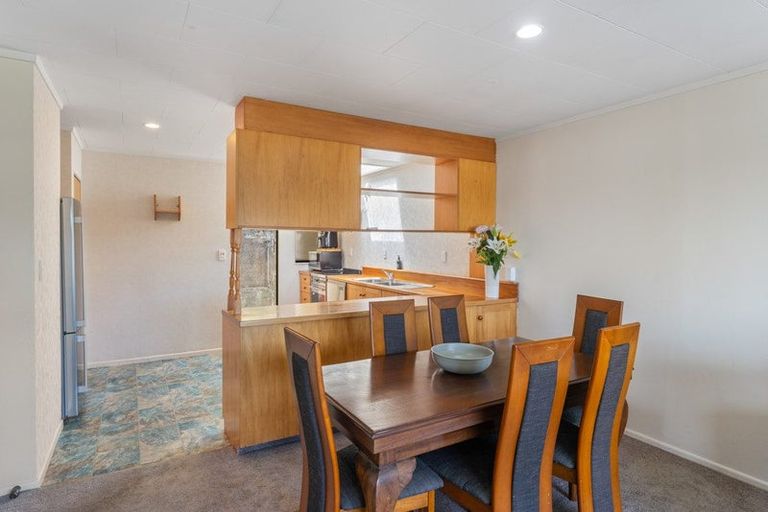 Photo of property in 4/24 Acheron Road, Paremata, Porirua, 5026