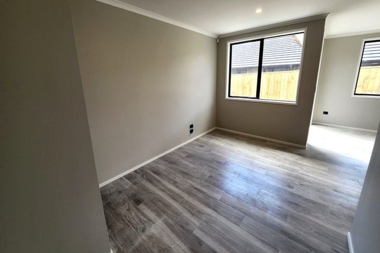 Photo of property in 4 Jonah Lomu Drive, Paerata, 2124