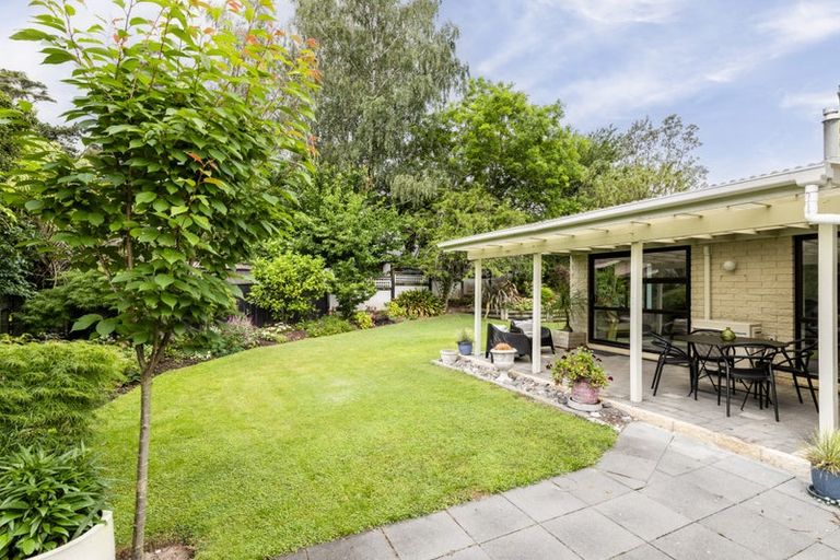 Photo of property in 2/23 Reeve Drive, Havelock North, 4130