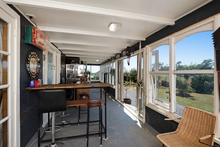 Photo of property in 766 State Highway 1, Manakau, Levin, 5573