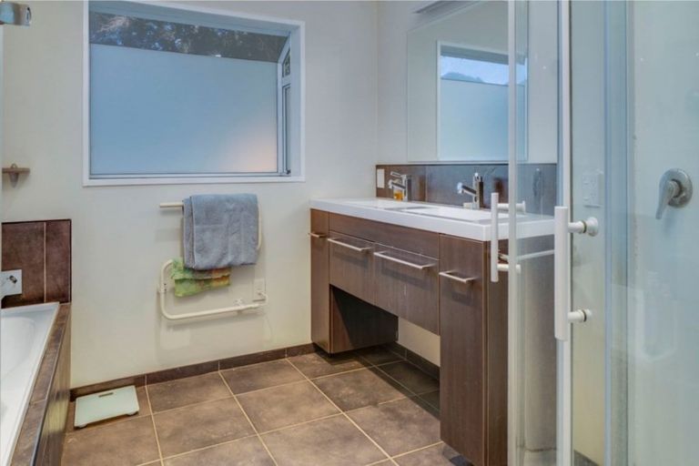 Photo of property in 652 Atawhai Crescent, Atawhai, Nelson, 7010