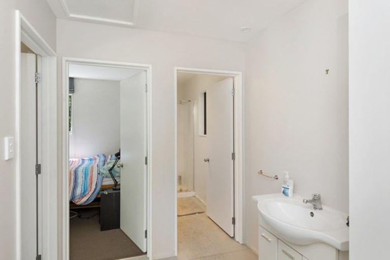 Photo of property in 8 Westmont Street, Ilam, Christchurch, 8041