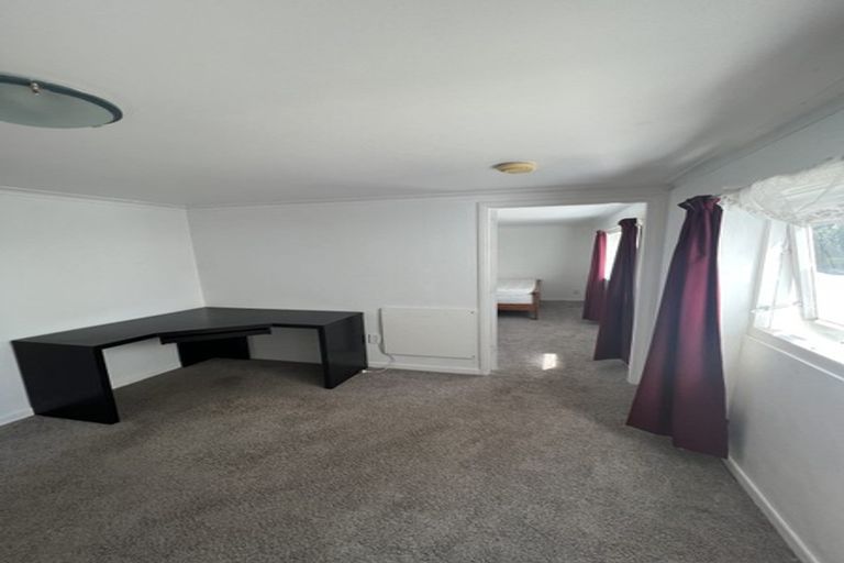 Photo of property in 8 Onepoto Road, Hauraki, Auckland, 0622