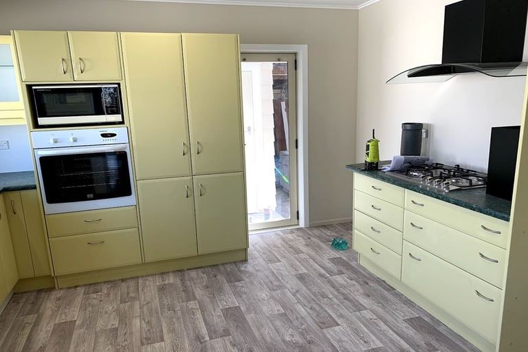 Photo of property in 26 West Coast Road, Te Kopuru, 0371