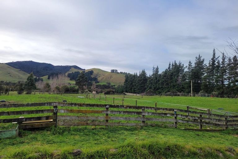 Photo of property in 137 Bucks Road, Tauwharenikau, Featherston, 5773